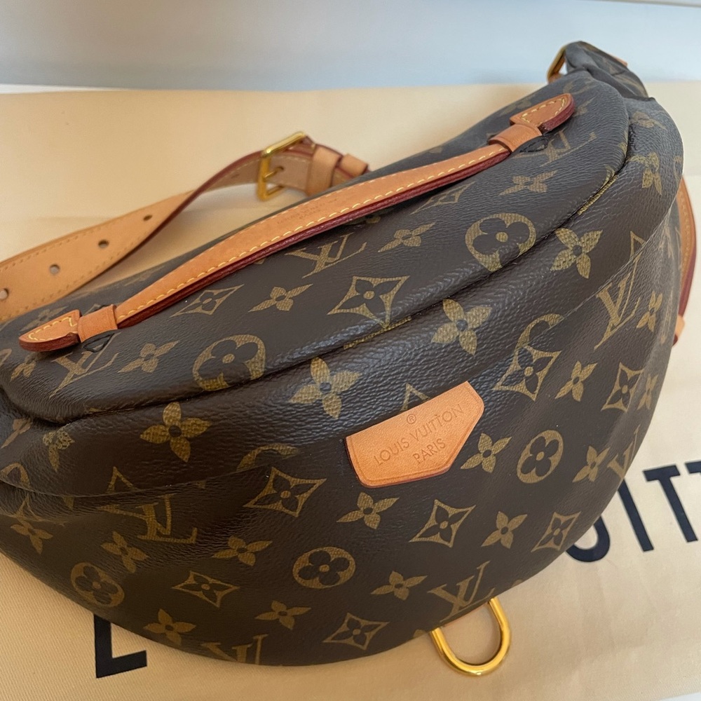 Authentic Louis Vuitton bum bag